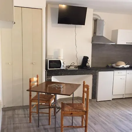 L'esprit Libre2 Апартаменты Лакон